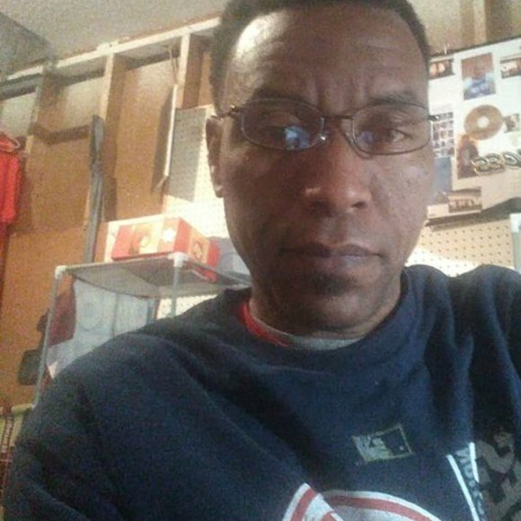 Hello to all,I'm Tyrone Smith,single,funny,love meeting new people - Picture 10 of 16